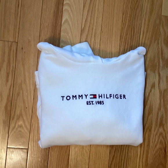 Tommy Hilfiger Hoodie, Cotton (no tag), fits small to medium woman - Picture 4 of 7